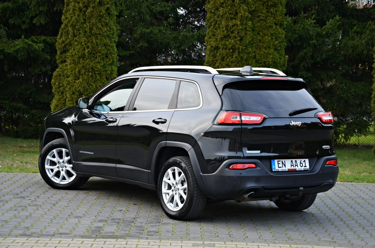 Jeep Cherokee - Zdjęcie 2