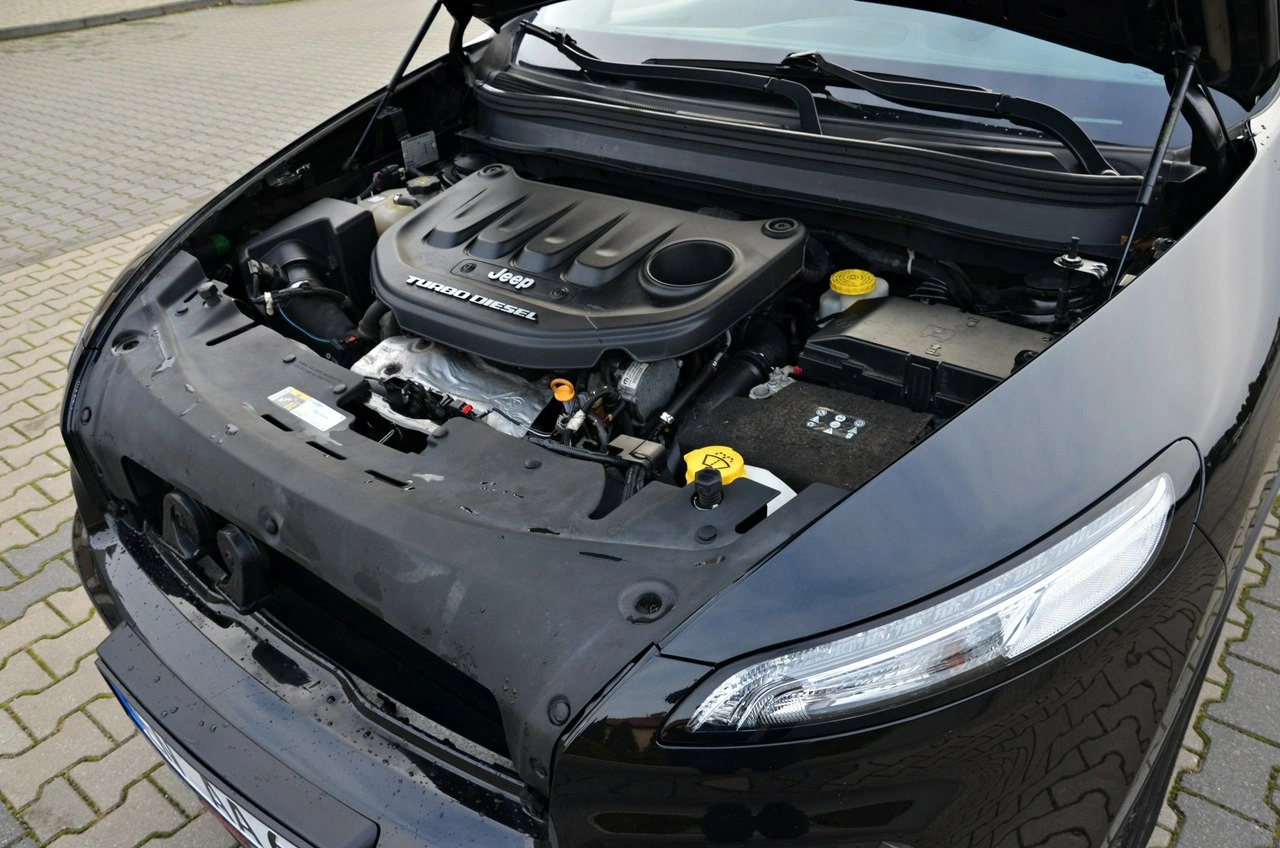 Jeep Cherokee - Zdjęcie 37