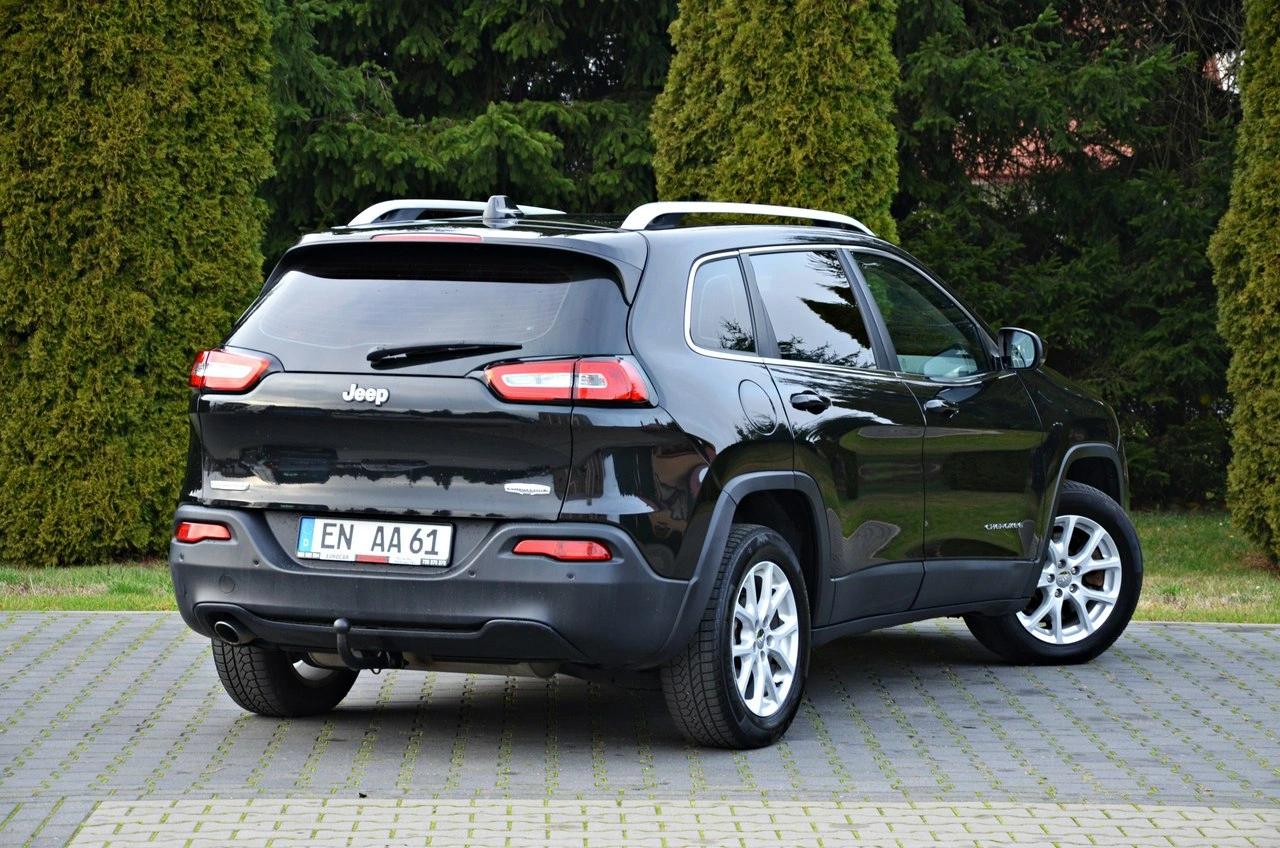 Jeep Cherokee - Zdjęcie 3