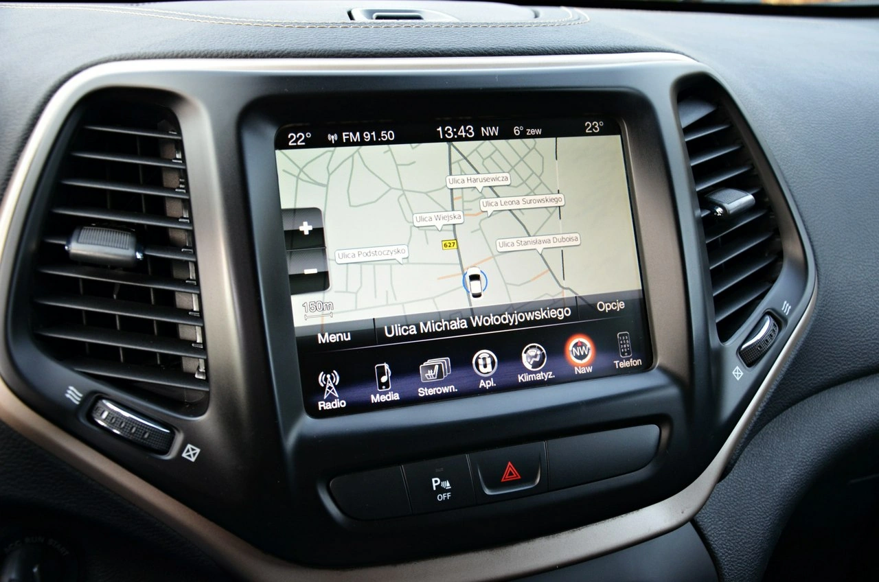 Jeep Cherokee - Zdjęcie 7