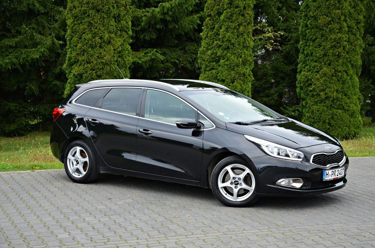 Kia Ceed - Zdjęcie 10