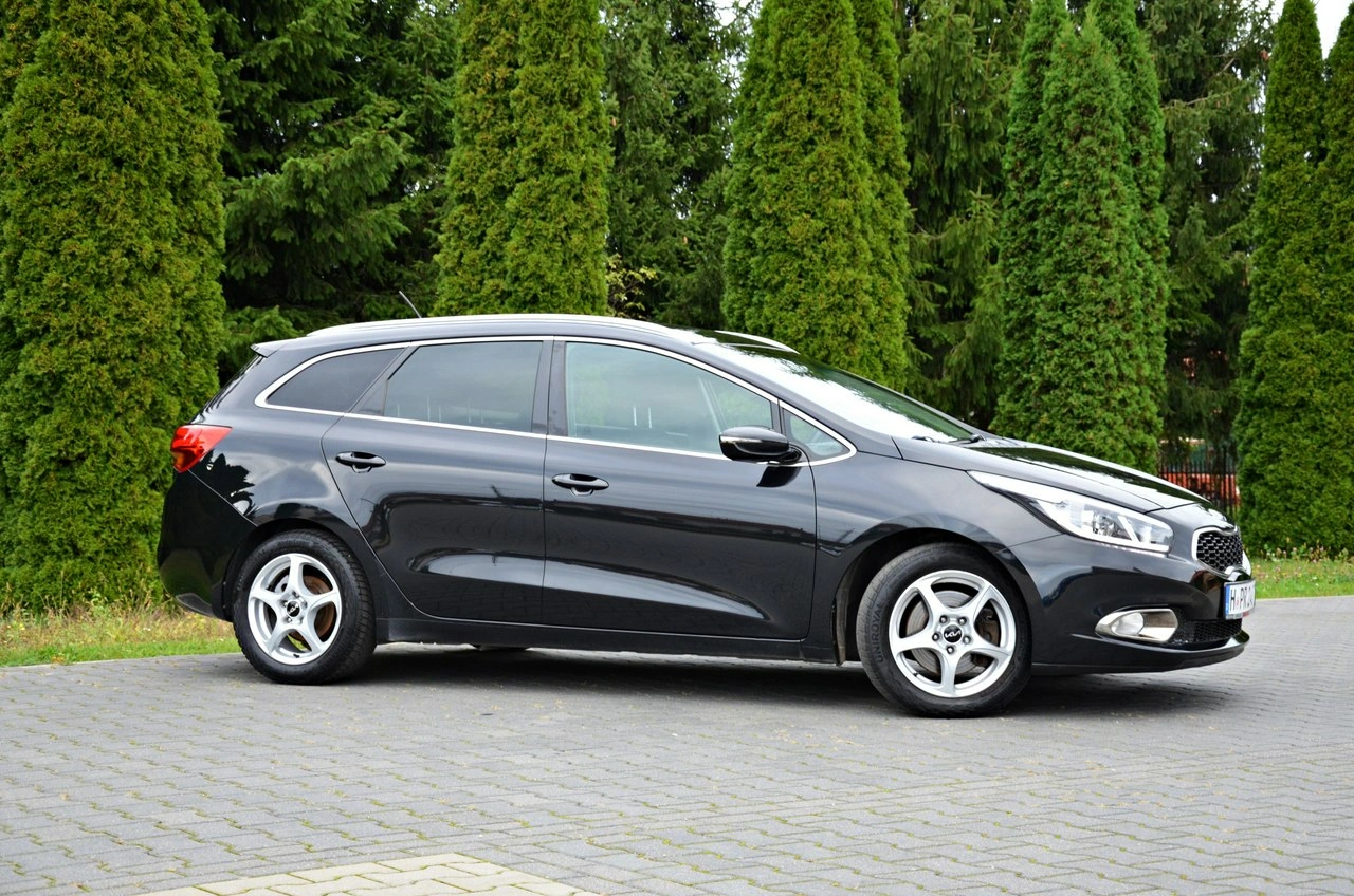 Kia Ceed - Zdjęcie 11