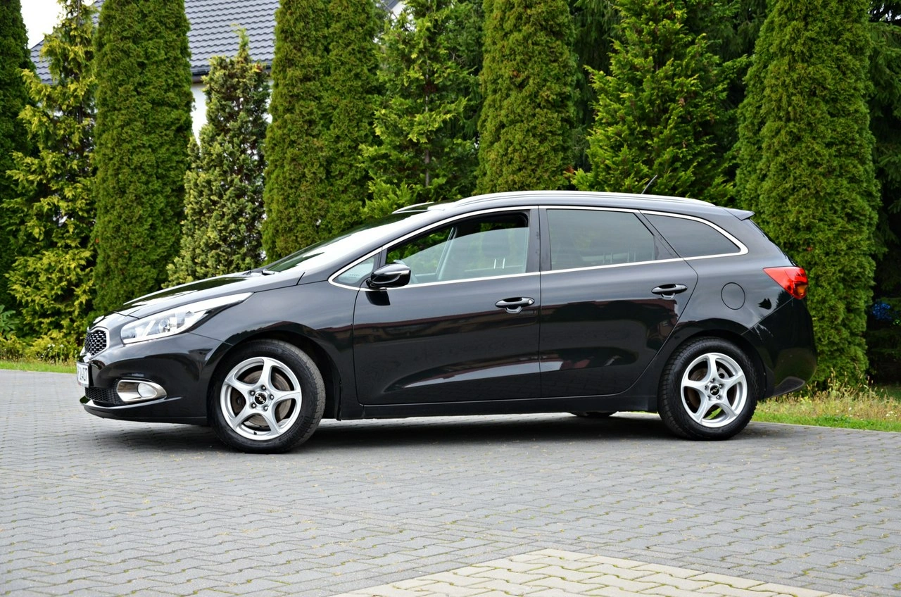 Kia Ceed - Zdjęcie 15