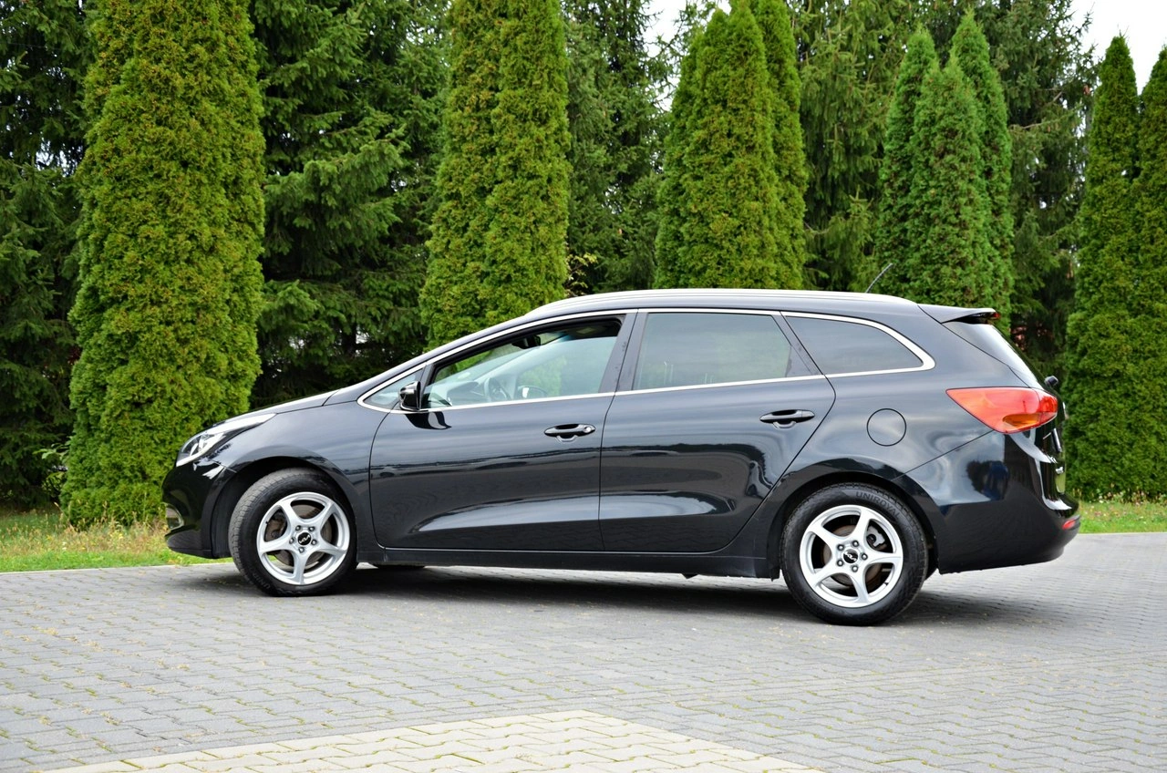 Kia Ceed - Zdjęcie 19