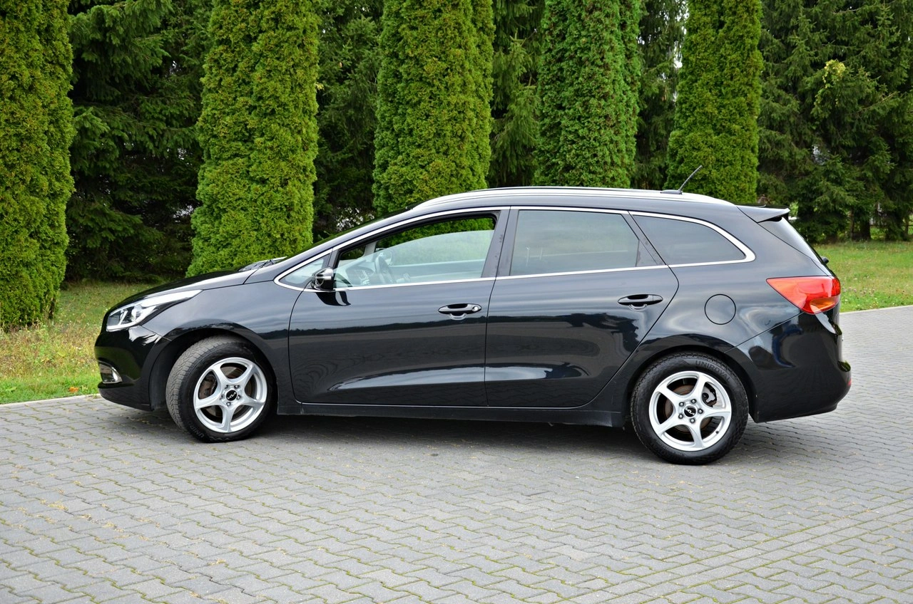 Kia Ceed - Zdjęcie 20