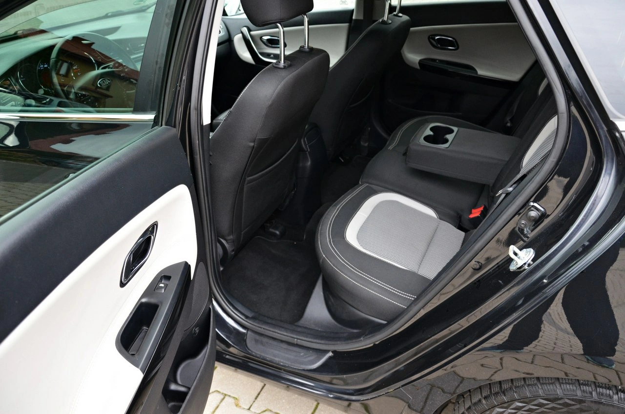 Kia Ceed - Zdjęcie 29