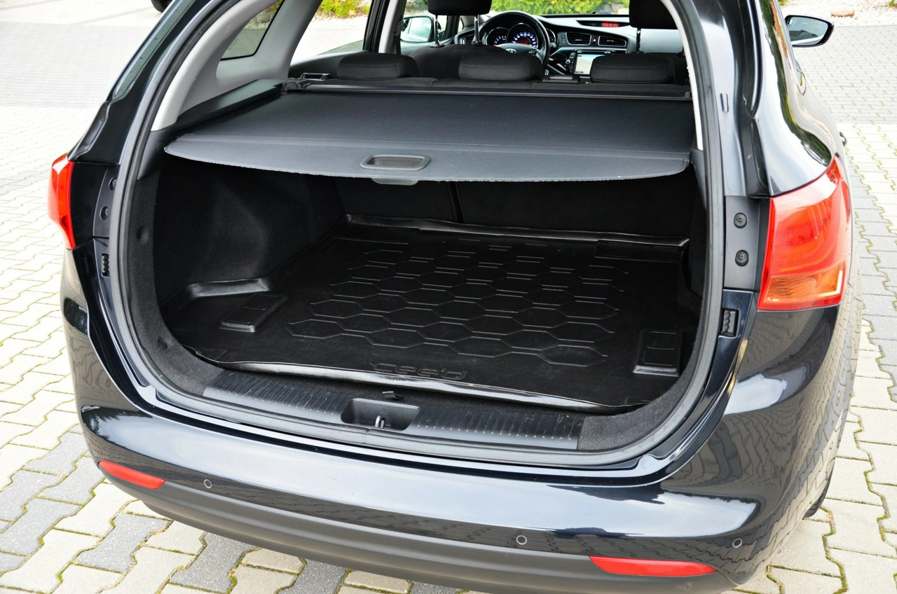 Kia Ceed - Zdjęcie 31