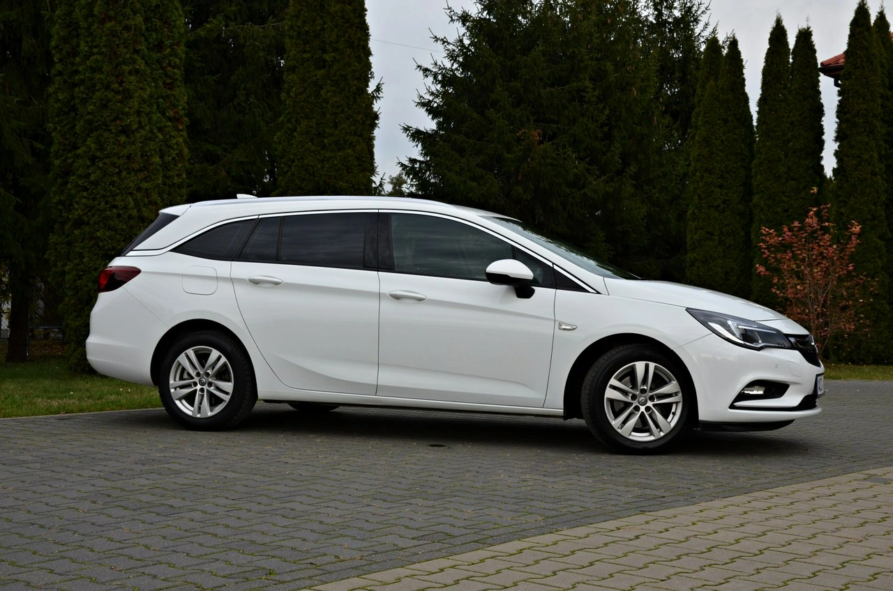 Opel Astra - Zdjęcie 13