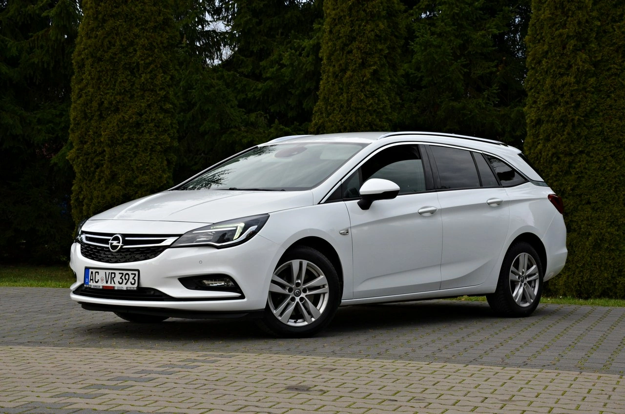 Opel Astra - Zdjęcie 15