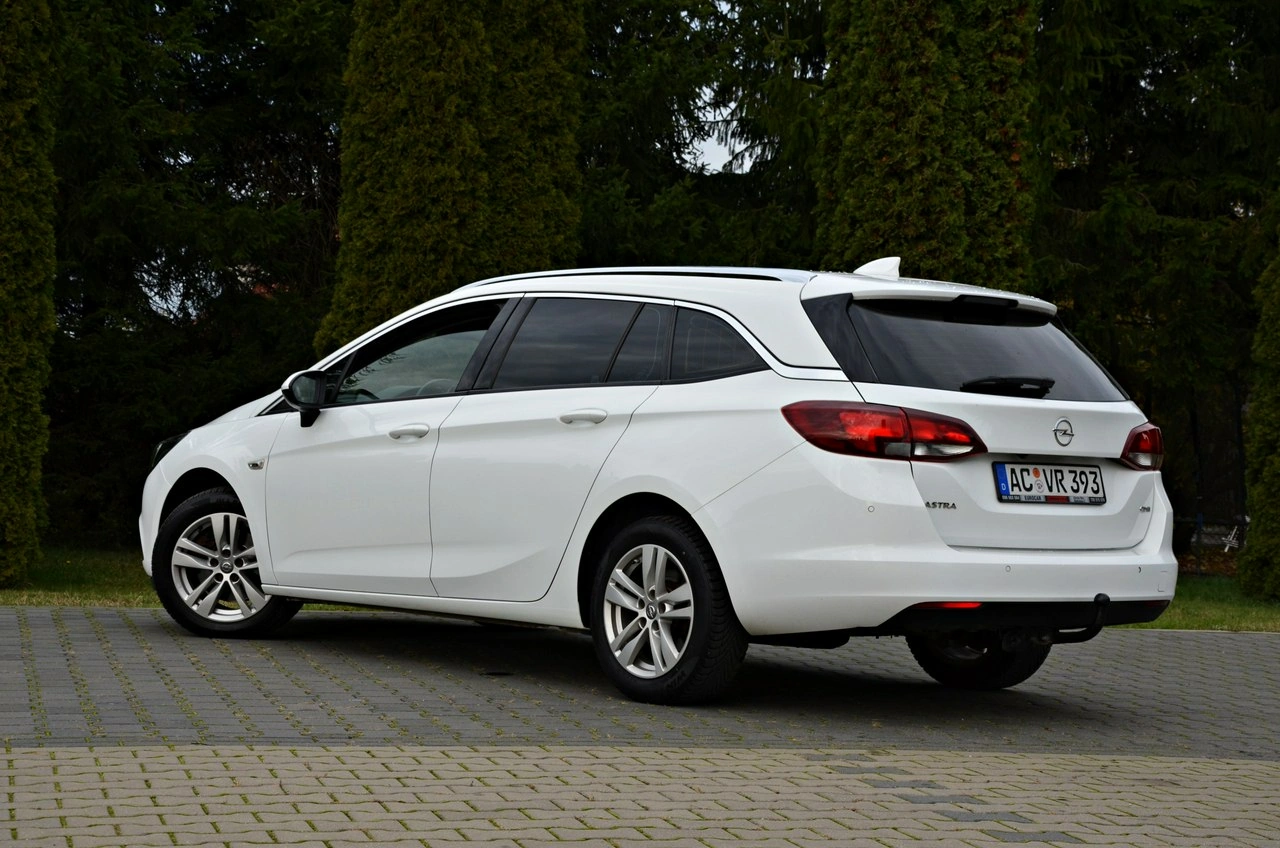 Opel Astra - Zdjęcie 19