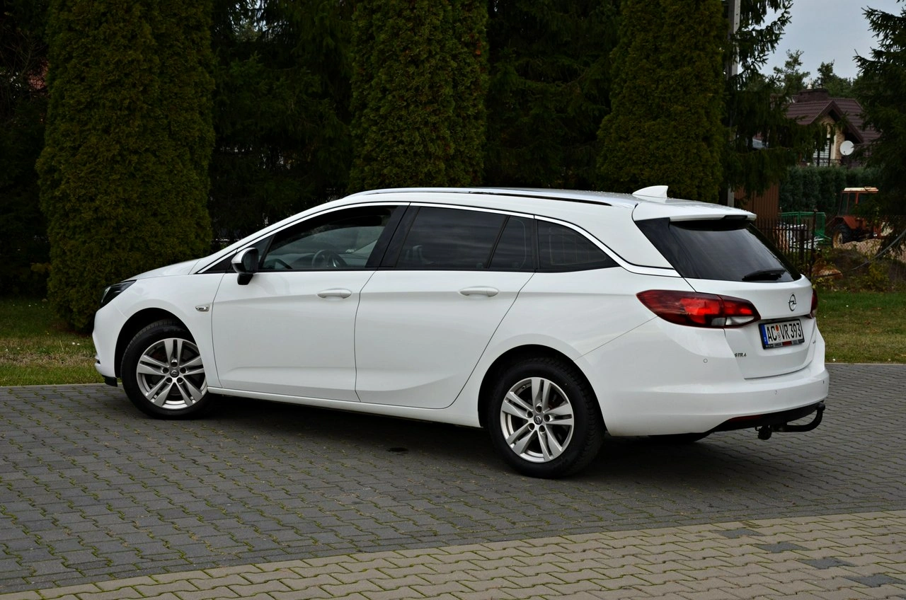 Opel Astra - Zdjęcie 20