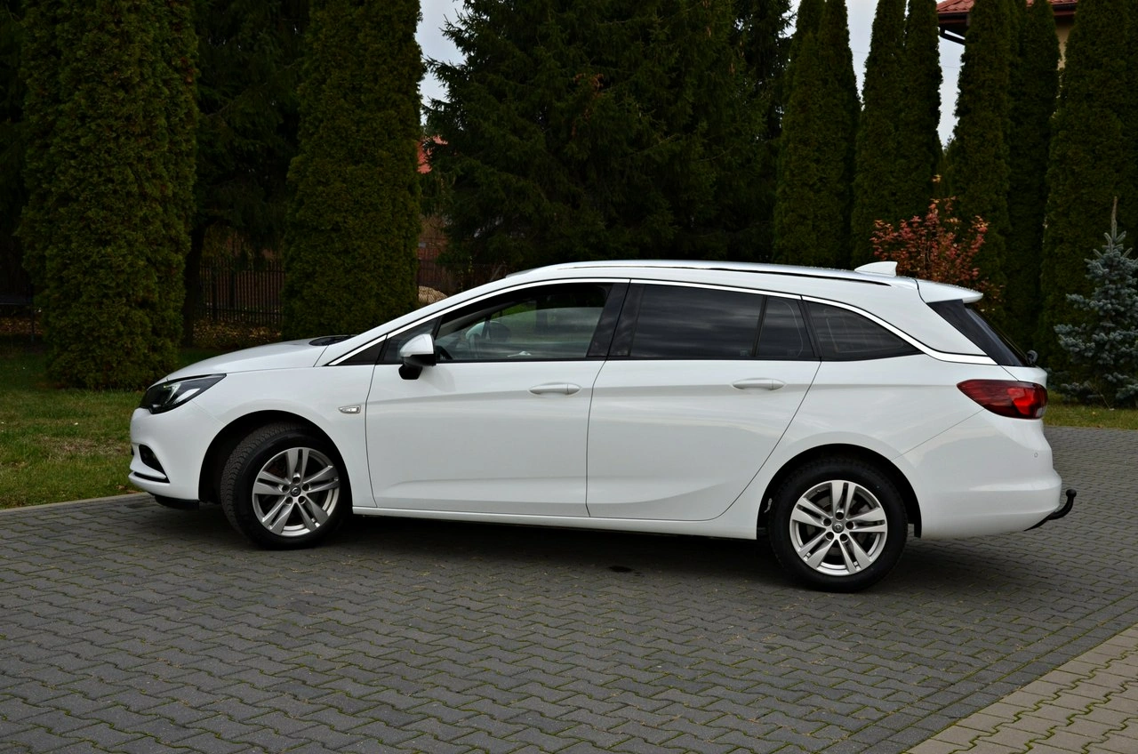 Opel Astra - Zdjęcie 22