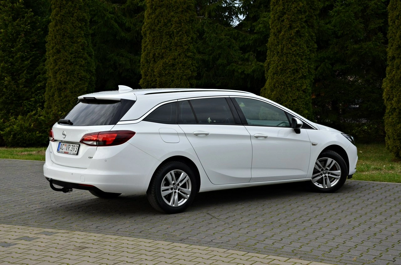 Opel Astra - Zdjęcie 24