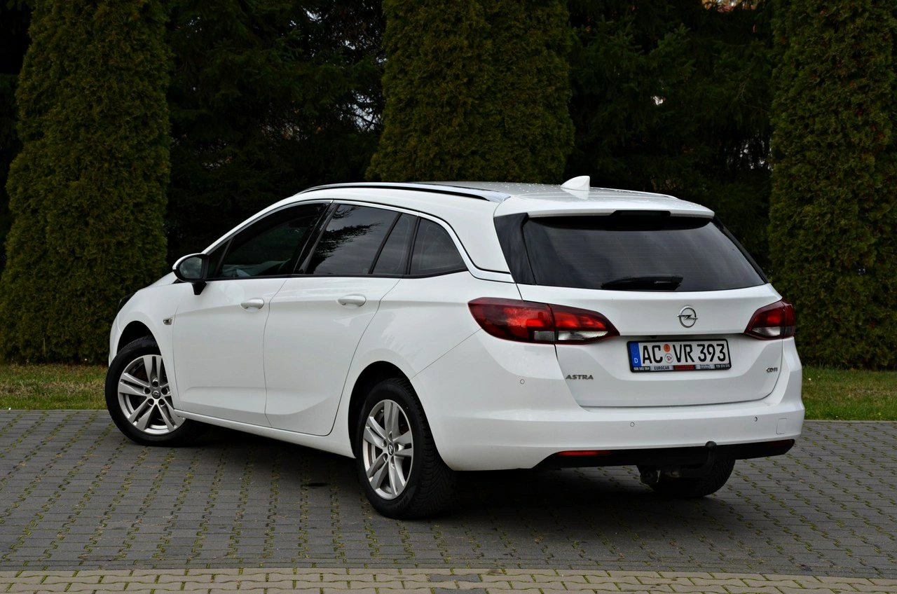 Opel Astra - Zdjęcie 2