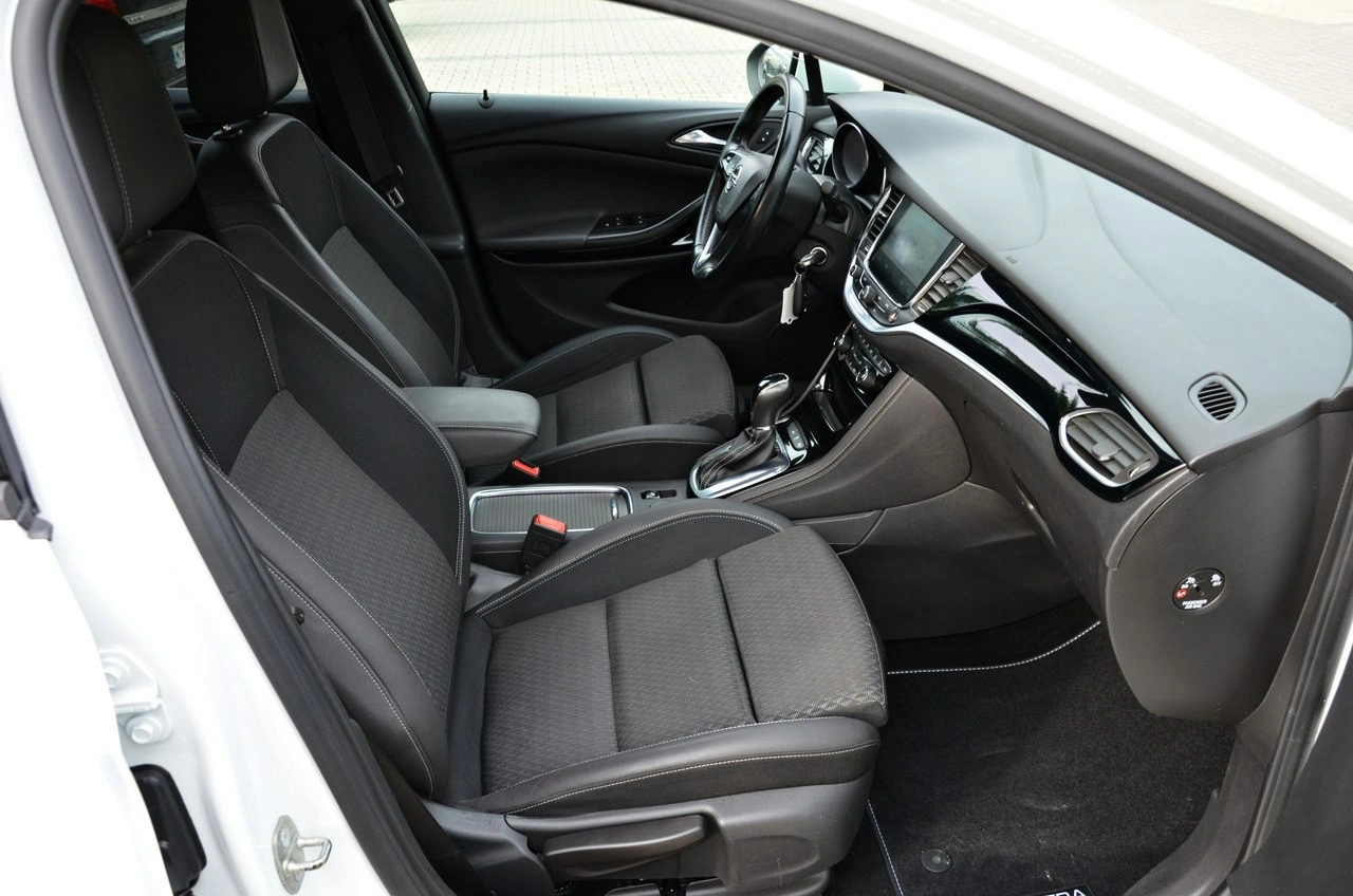 Opel Astra - Zdjęcie 37