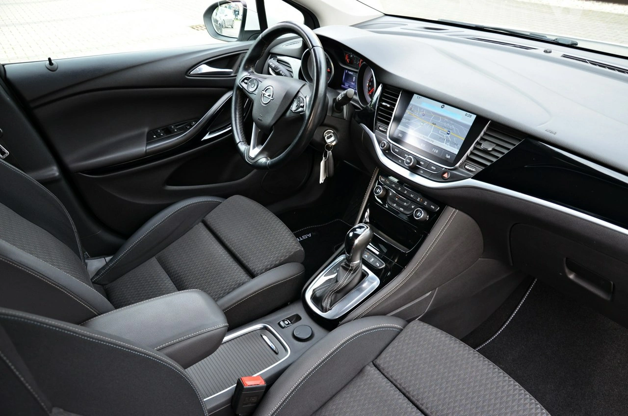 Opel Astra - Zdjęcie 38