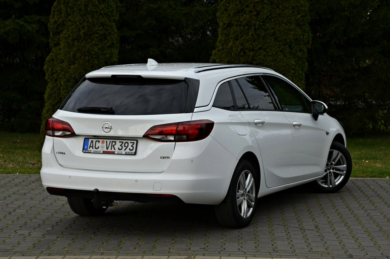 Opel Astra - Zdjęcie 3