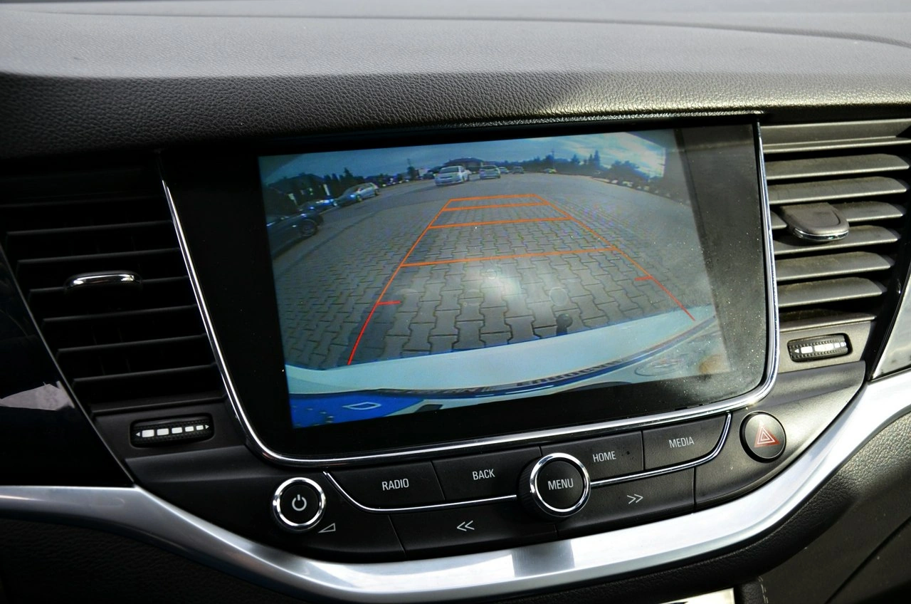 Opel Astra - Zdjęcie 42