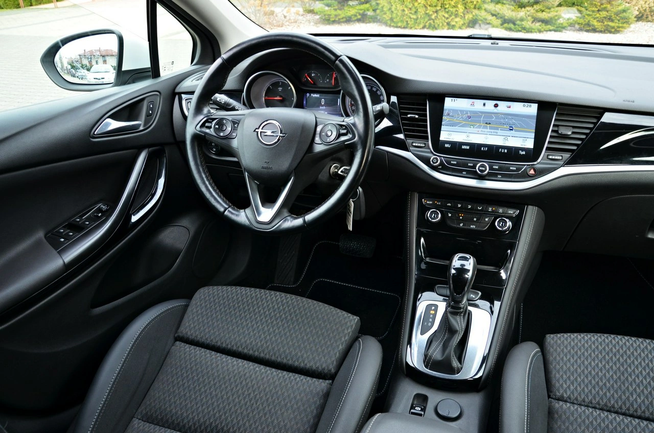Opel Astra - Zdjęcie 4