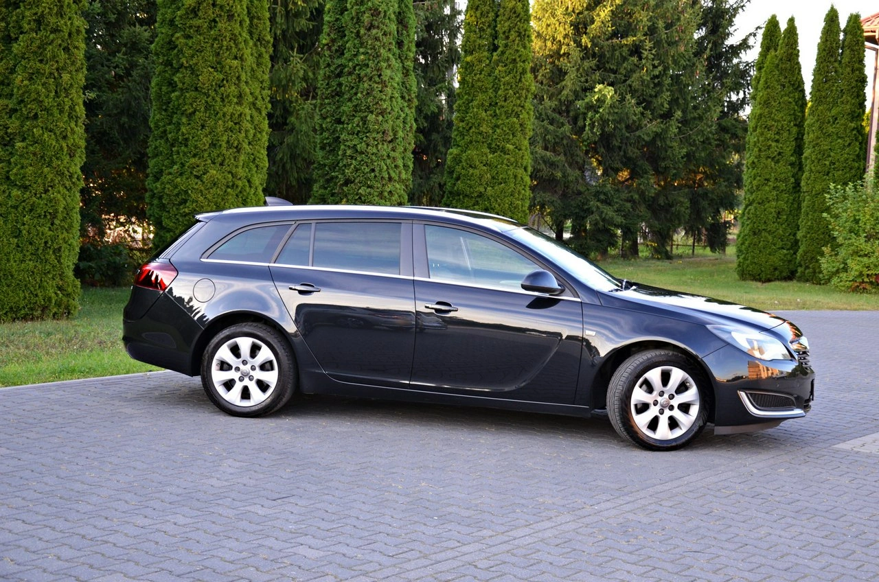Opel Insignia - Zdjęcie 17