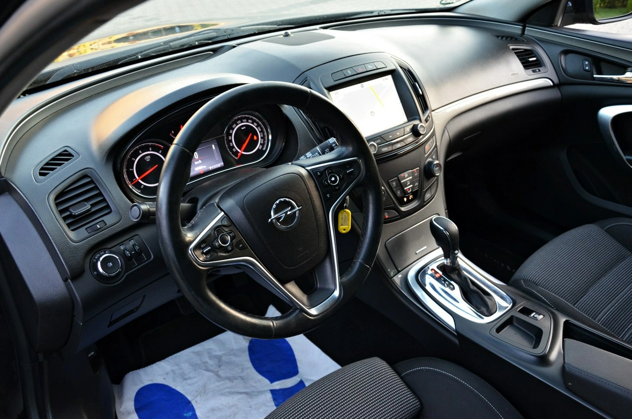 Opel Insignia - Zdjęcie 28