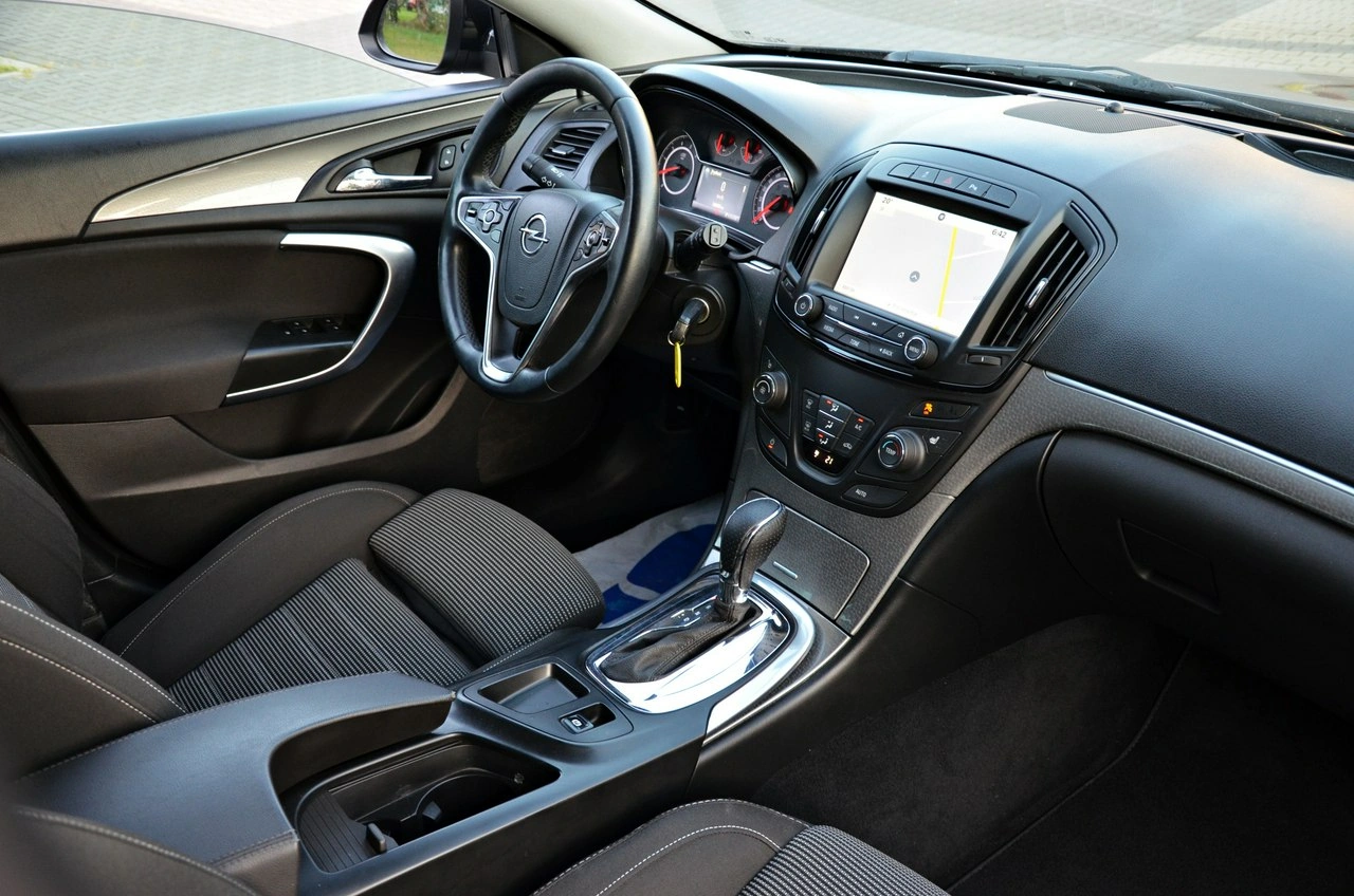 Opel Insignia - Zdjęcie 35