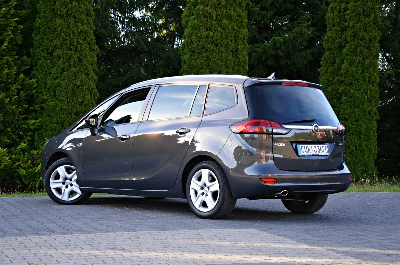 Opel Zafira - Zdjęcie 20