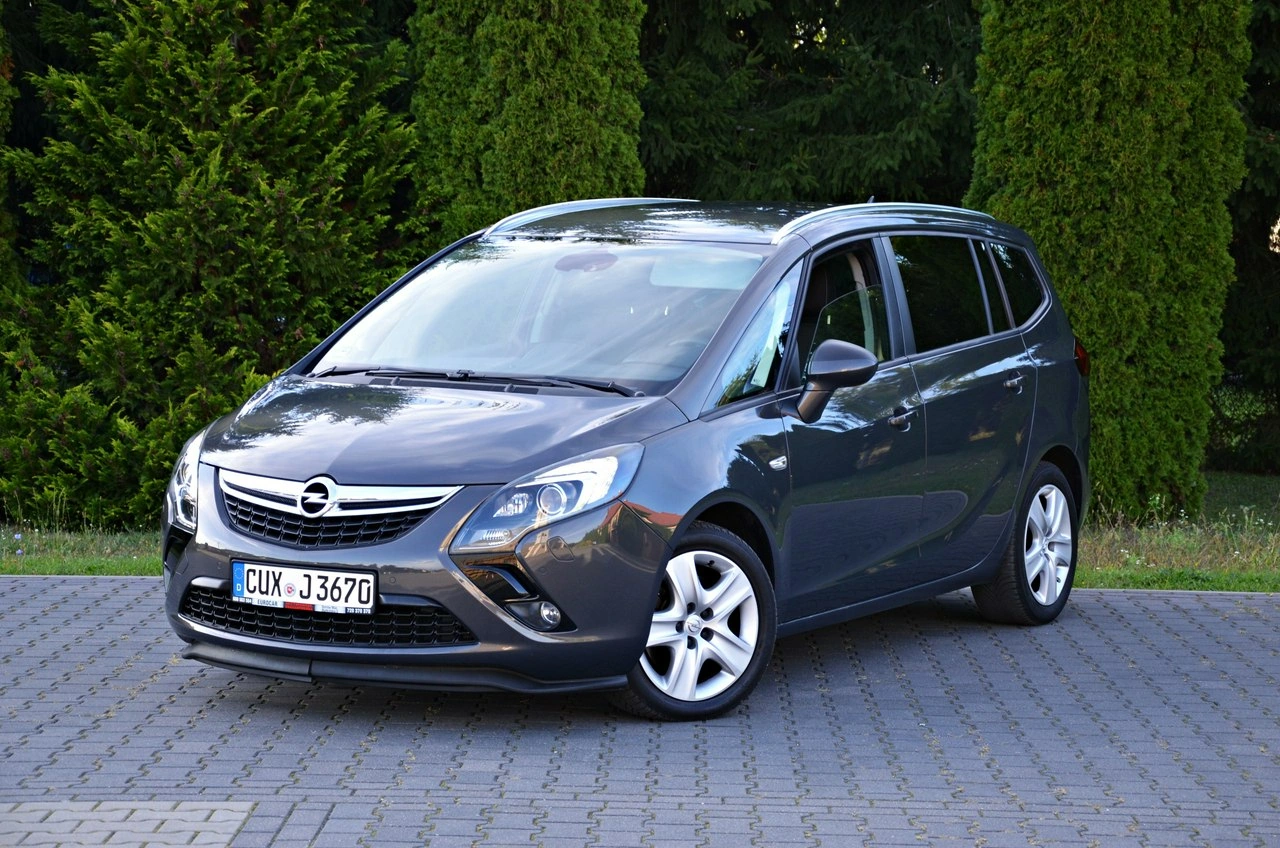 Opel Zafira - Główne zdjęcie