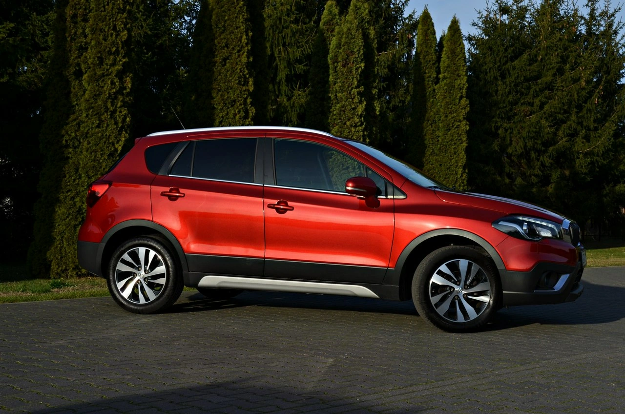 Suzuki SX4 S-Cross - Zdjęcie 13