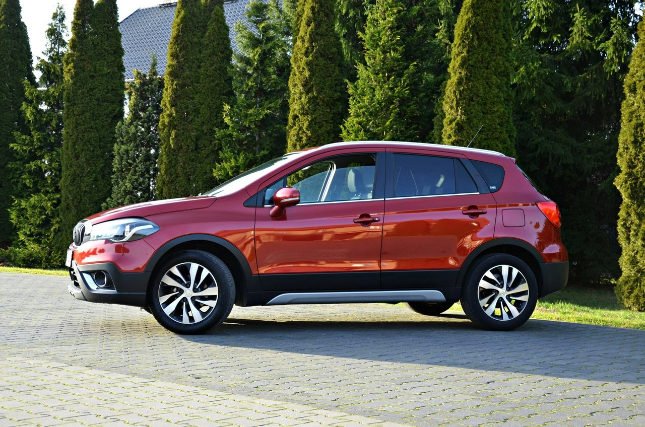 Suzuki SX4 S-Cross - Zdjęcie 17