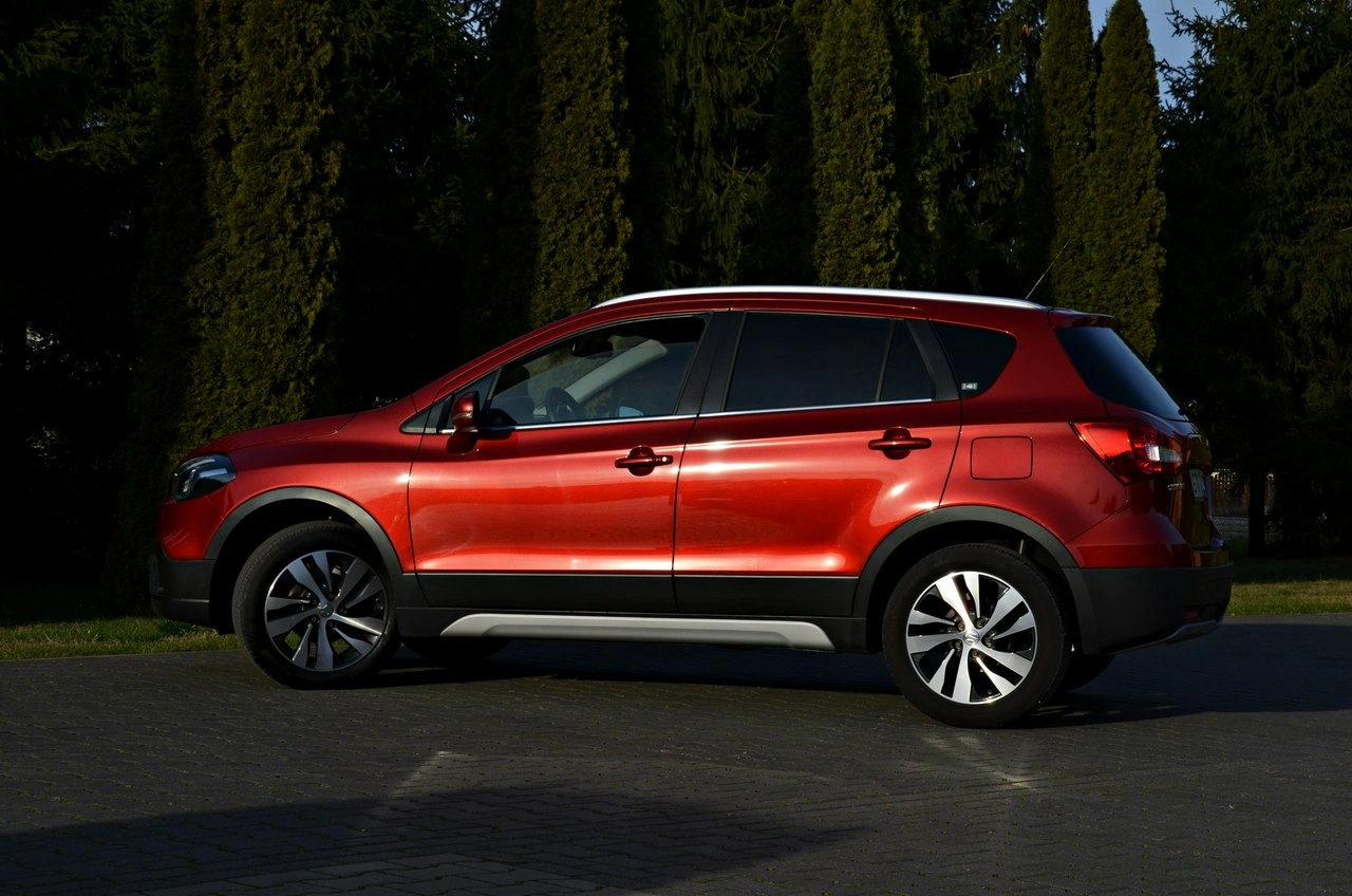 Suzuki SX4 S-Cross - Zdjęcie 25