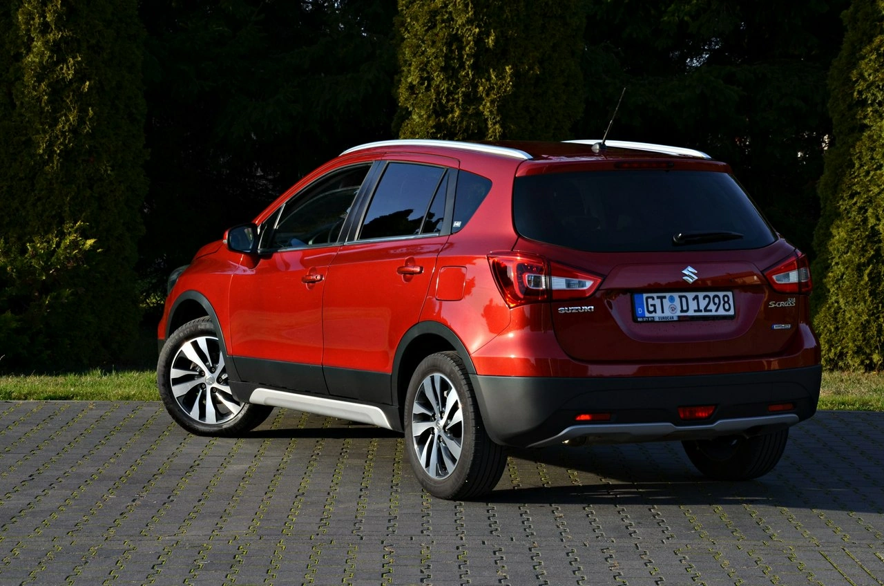 Suzuki SX4 S-Cross - Zdjęcie 2