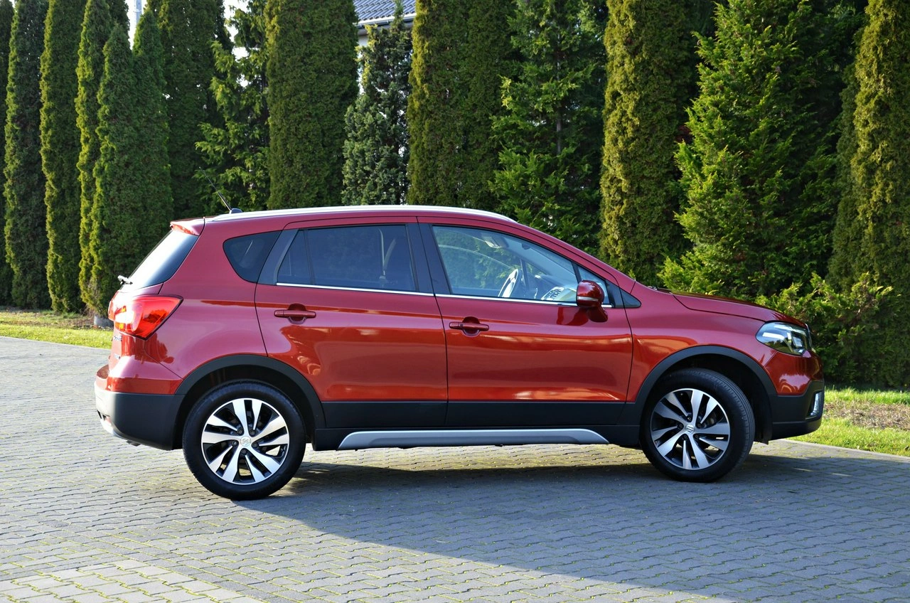 Suzuki SX4 S-Cross - Zdjęcie 30