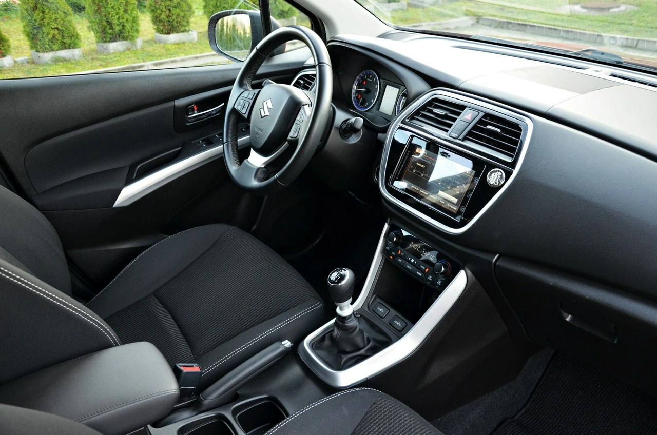 Suzuki SX4 S-Cross - Zdjęcie 39