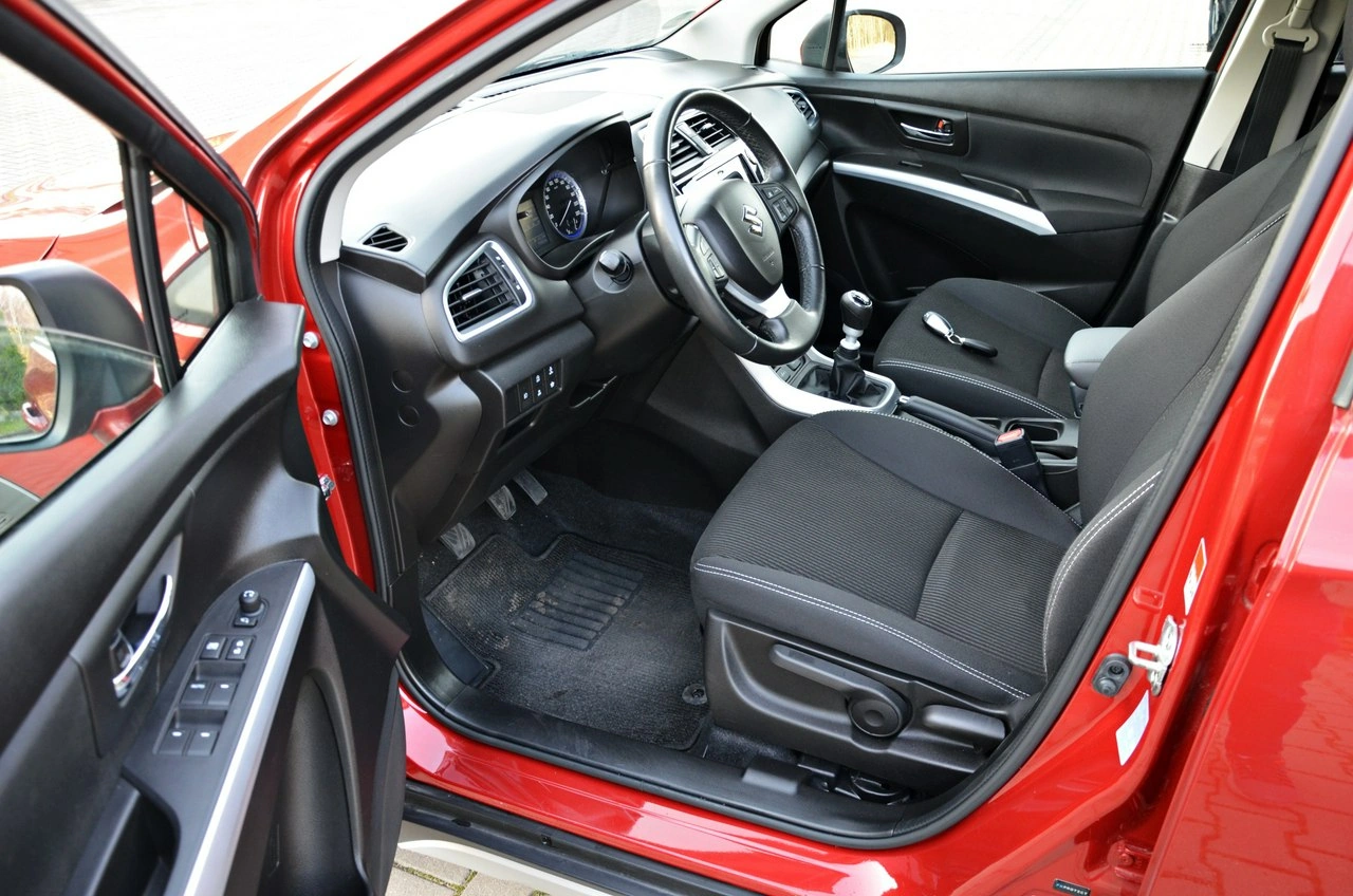 Suzuki SX4 S-Cross - Zdjęcie 7