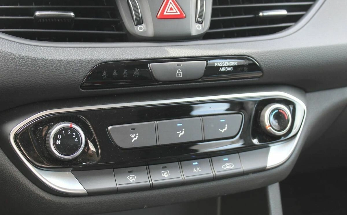 Hyundai i30 - Zdjęcie 18