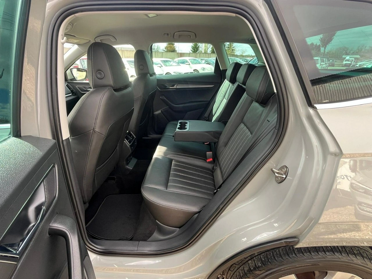 Skoda Karoq - Zdjęcie 16