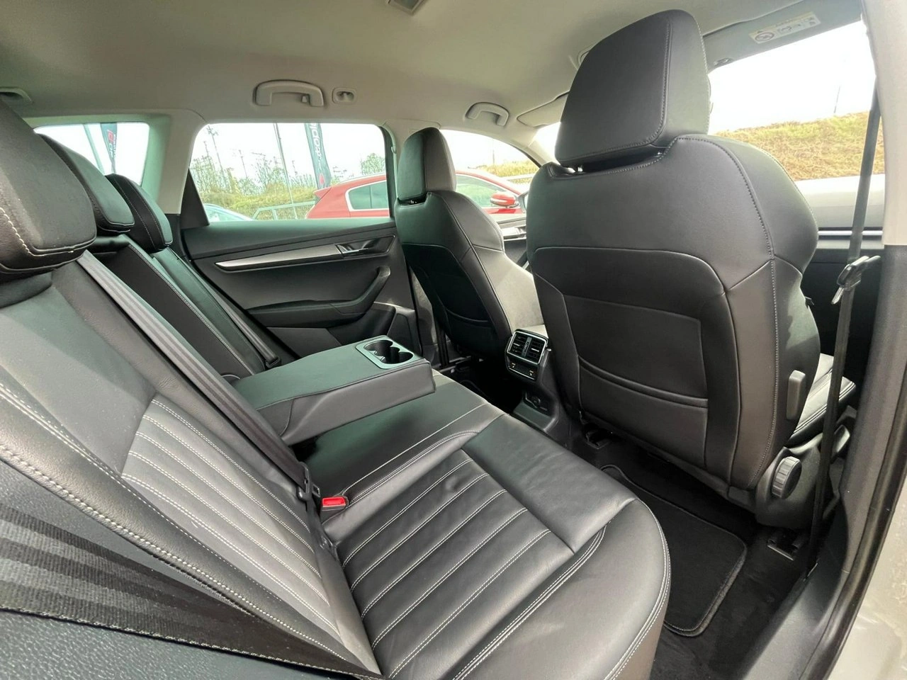 Skoda Karoq - Zdjęcie 17