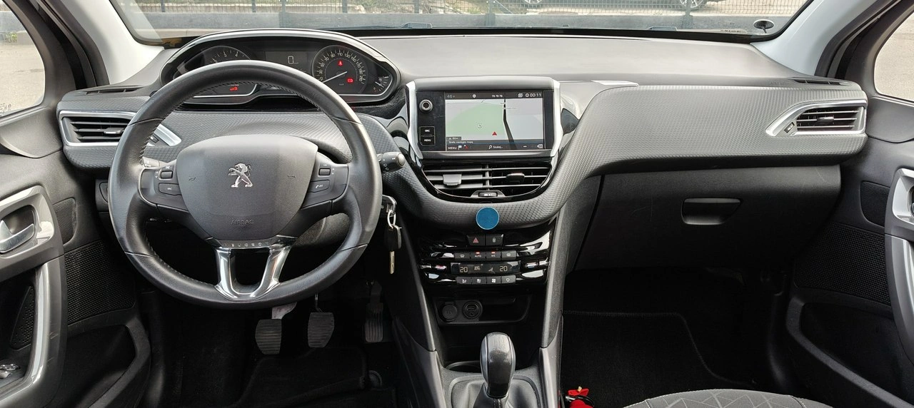 Peugeot 2008 - Zdjęcie 12