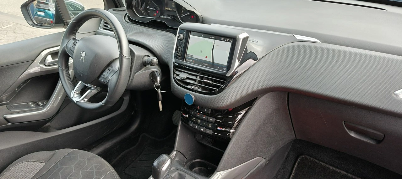 Peugeot 2008 - Zdjęcie 13