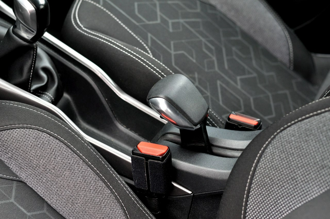 Peugeot 2008 - Zdjęcie 15