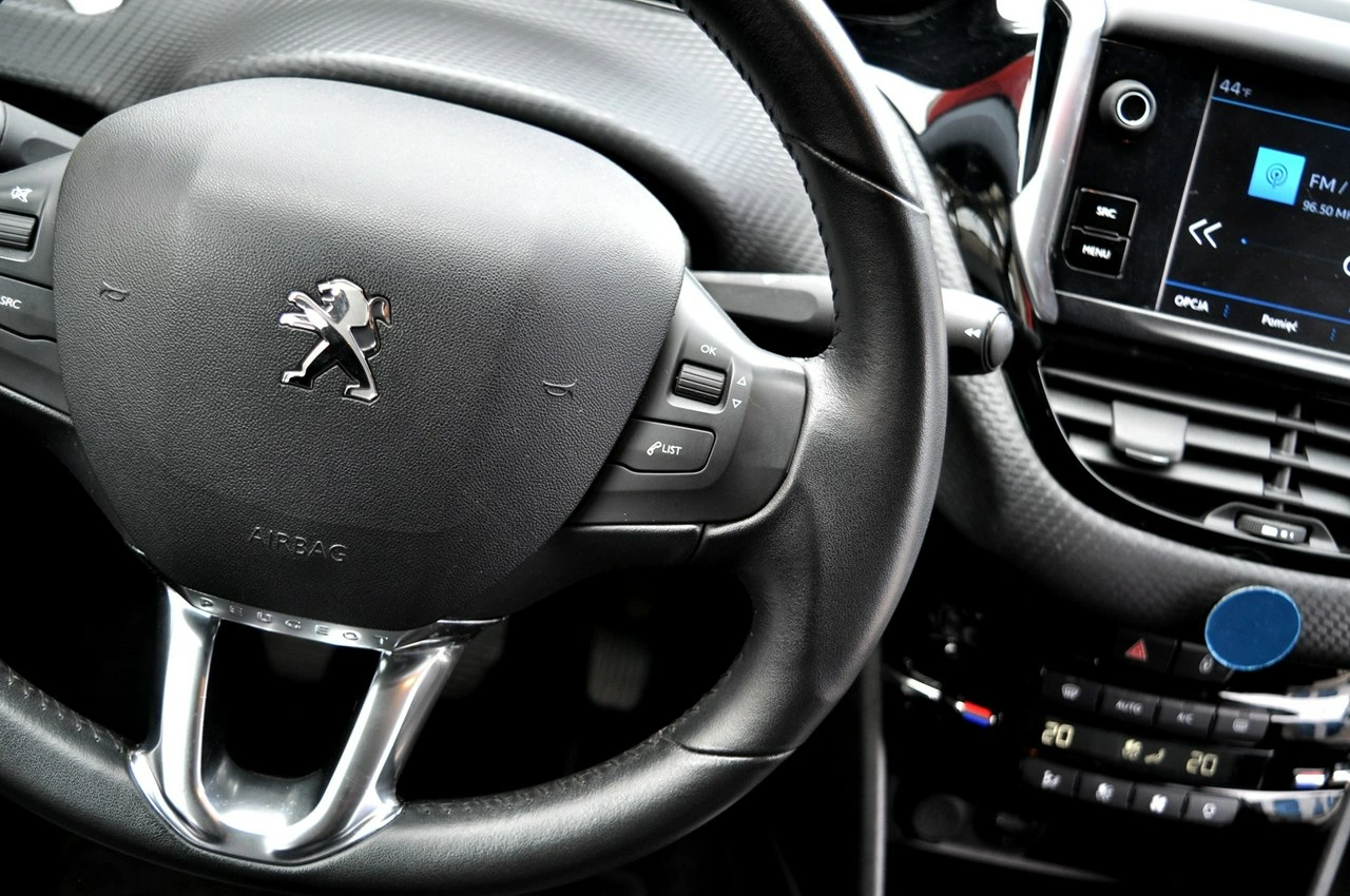 Peugeot 2008 - Zdjęcie 24