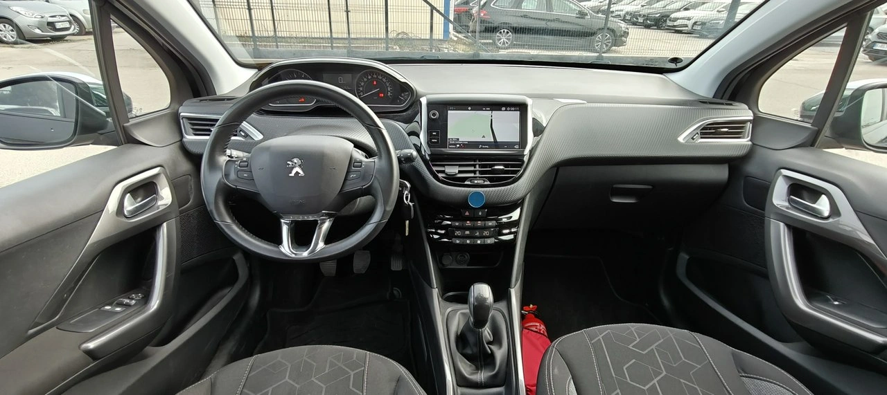 Peugeot 2008 - Zdjęcie 6
