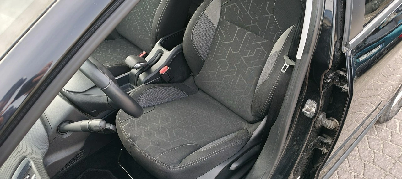 Peugeot 2008 - Zdjęcie 7