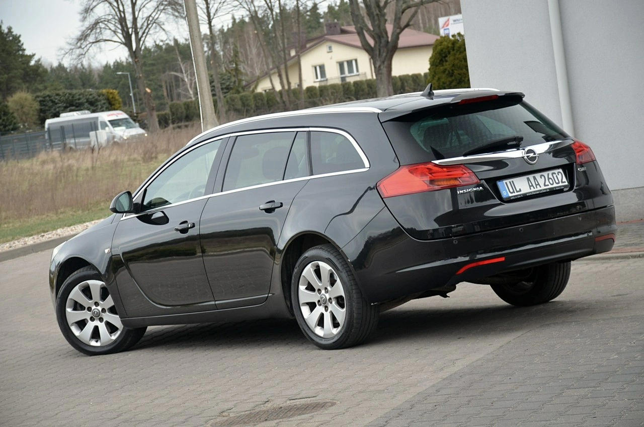 Opel Insignia - Zdjęcie 10