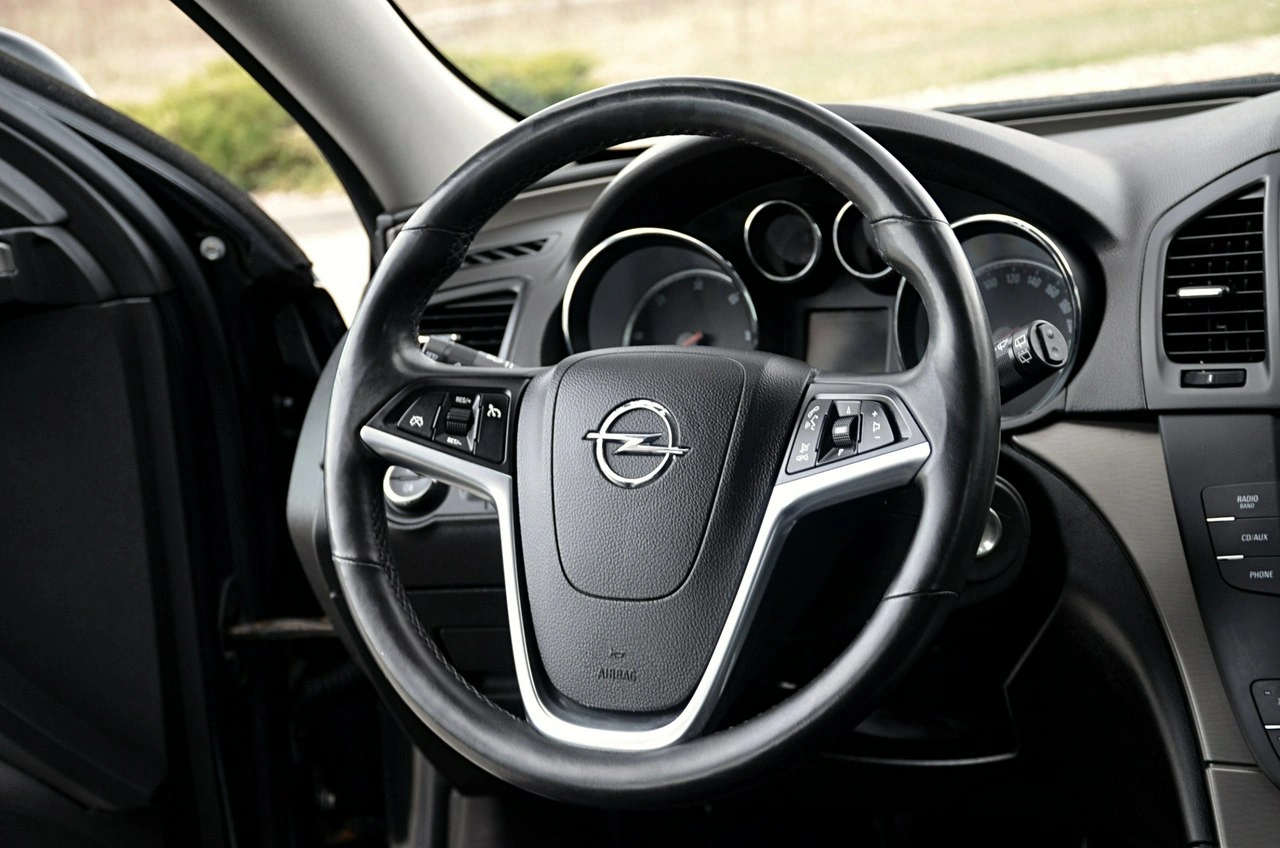 Opel Insignia - Zdjęcie 15