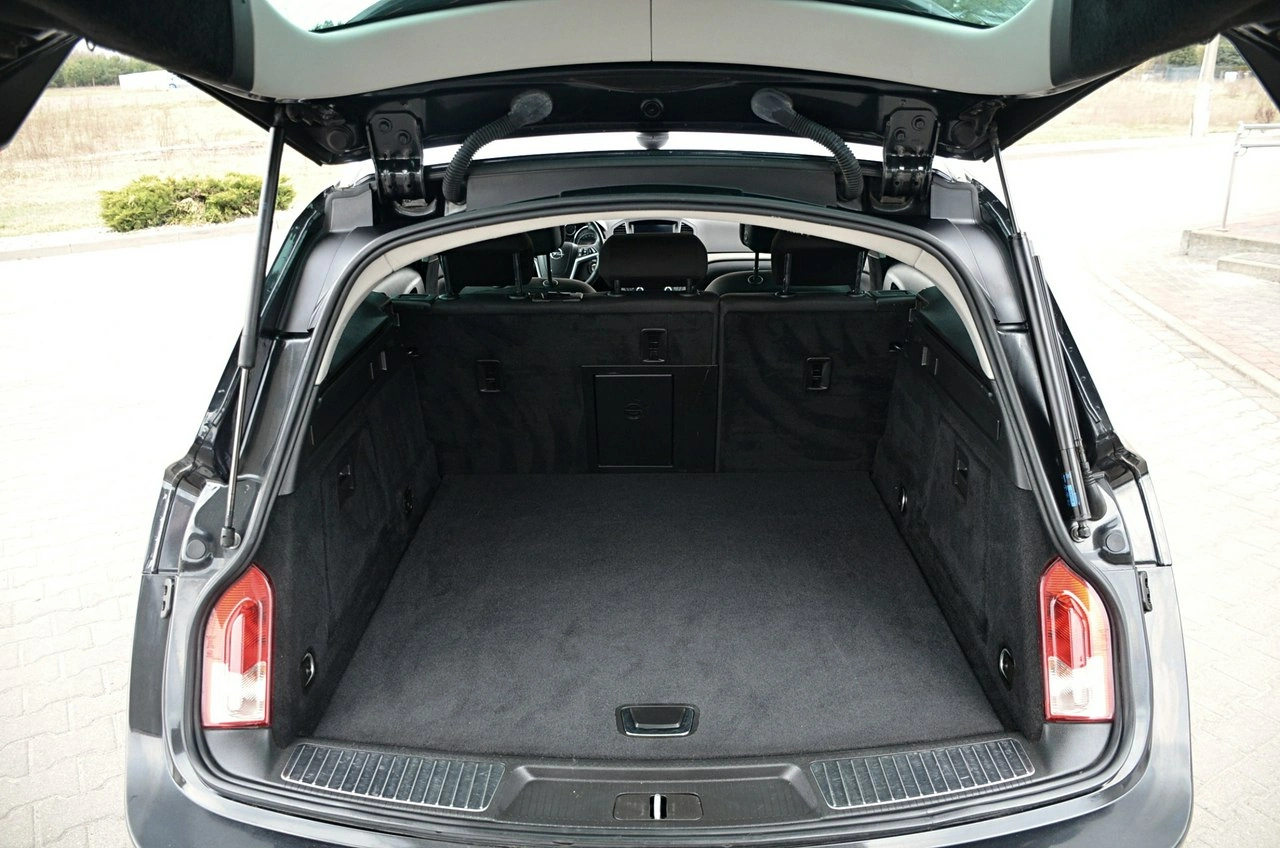 Opel Insignia - Zdjęcie 21