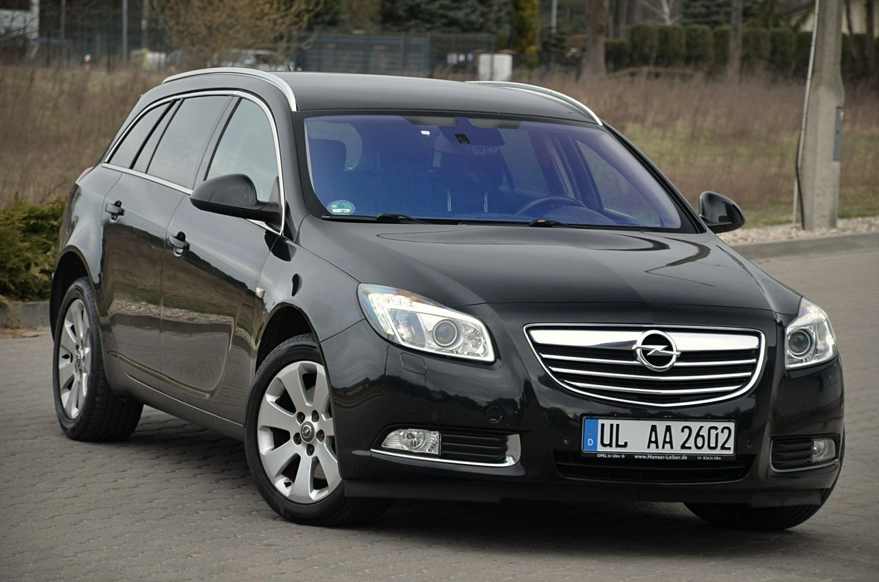 Opel Insignia - Główne zdjęcie