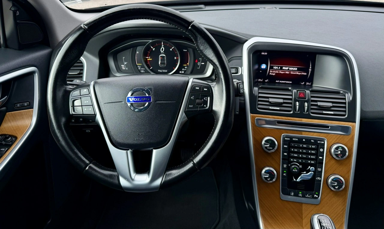 Volvo XC 60 - Zdjęcie 13