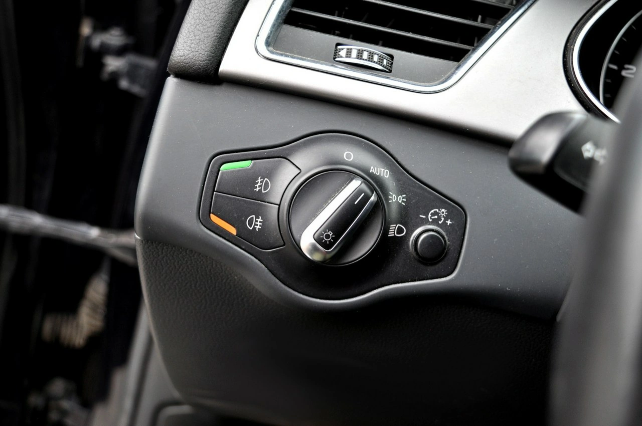 Audi A4 - Zdjęcie 17